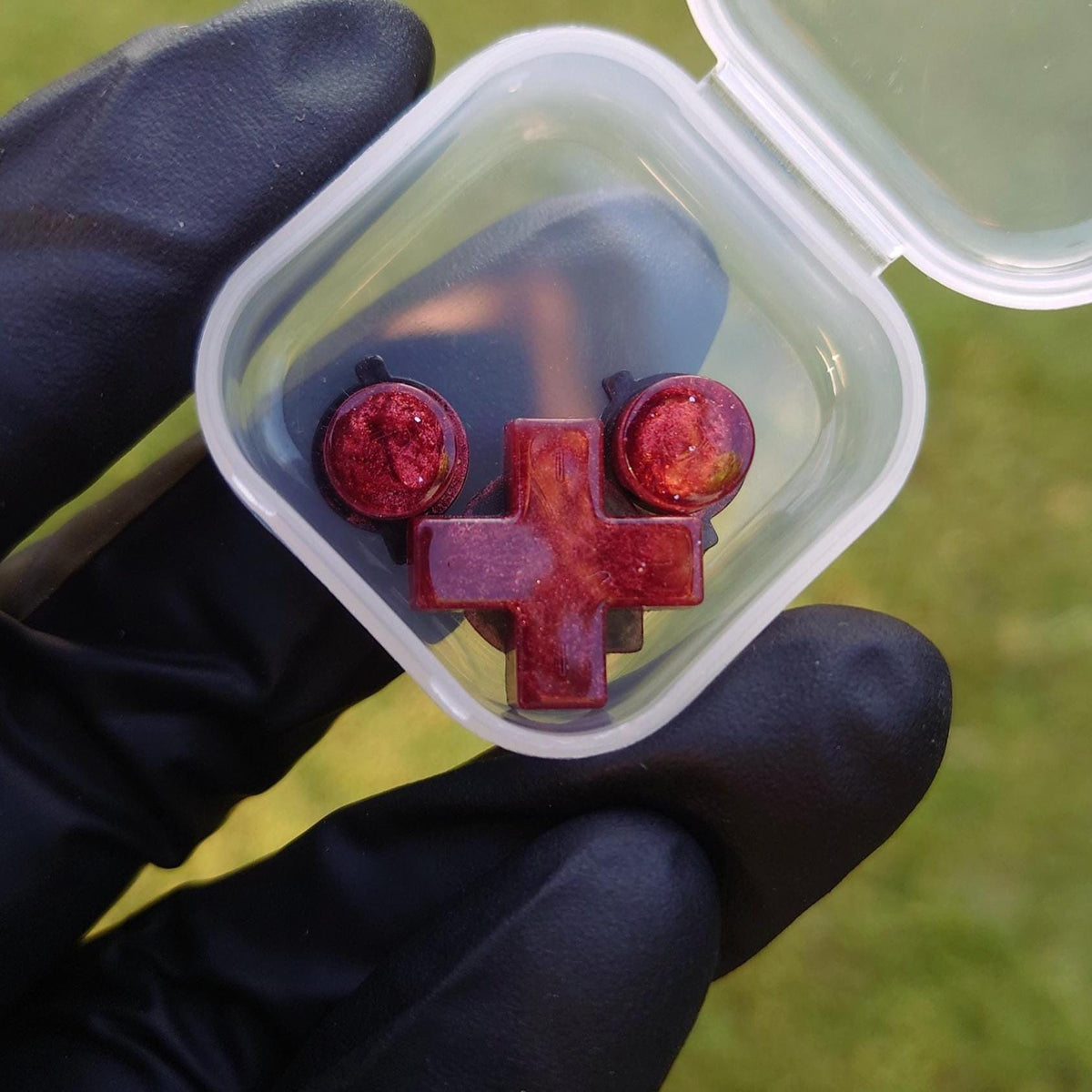 GBM Blood Red Nebula Custom Gameboy Micro Resin Buttons – Señor Retro